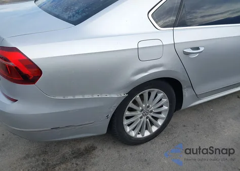 2017 Volkswagen Passat 1.8T Se z USA, uszkodzony, nr VIN 1VWBT7A32HC019044